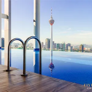  Apartamento The Colony & The Luxe, By Canopy Lives Malasia