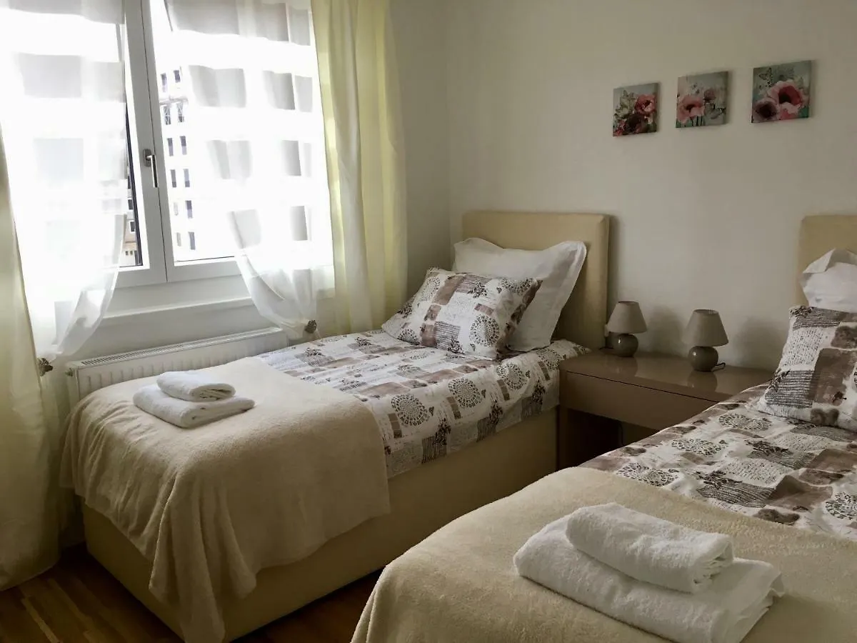 White Vintage Park View Apartment Vienna 0*,  Austria